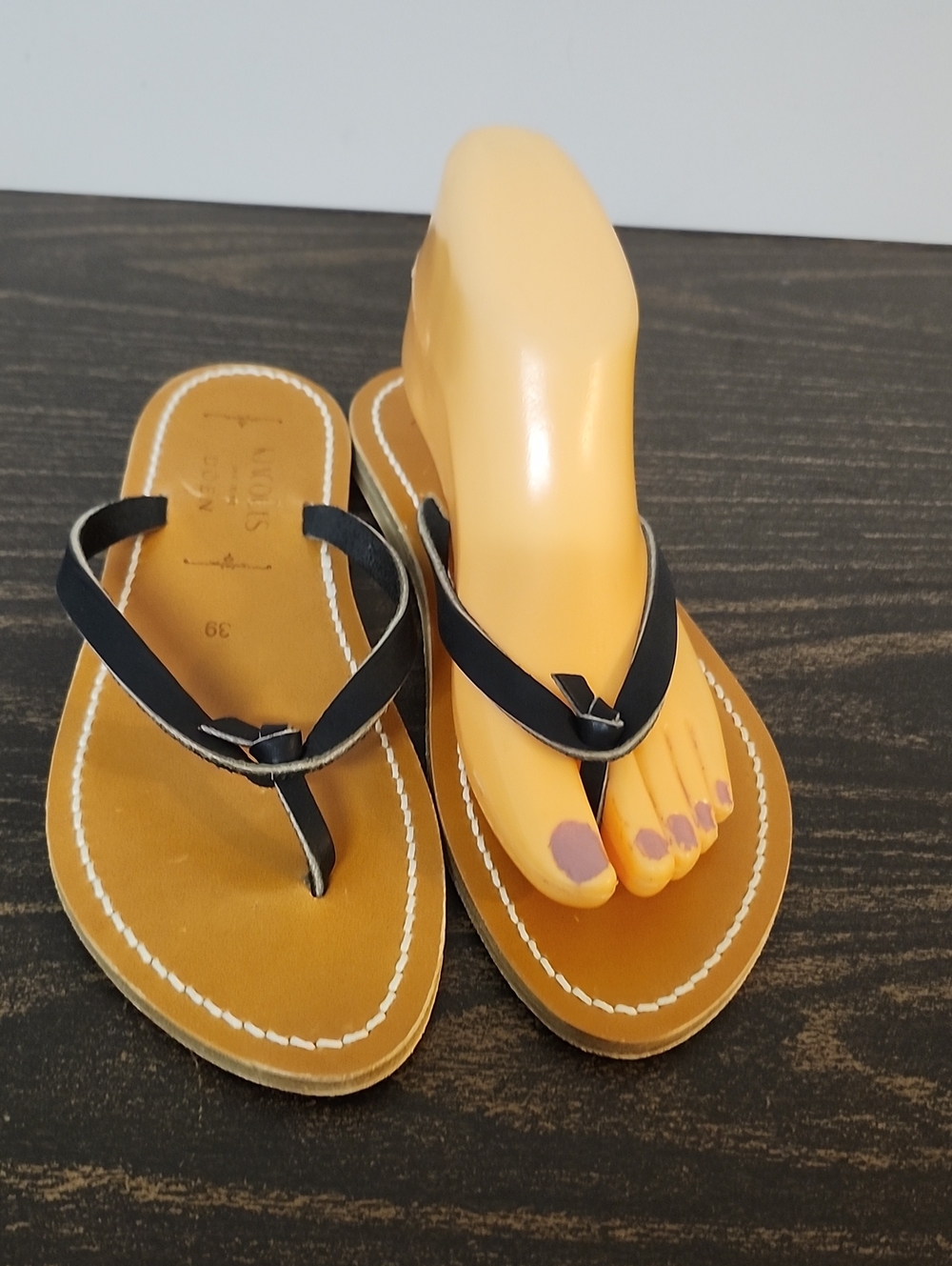 DÔEN & K.JACQUES BAIE SANDAL BLACK Leather Flip Flop 39  8.5
